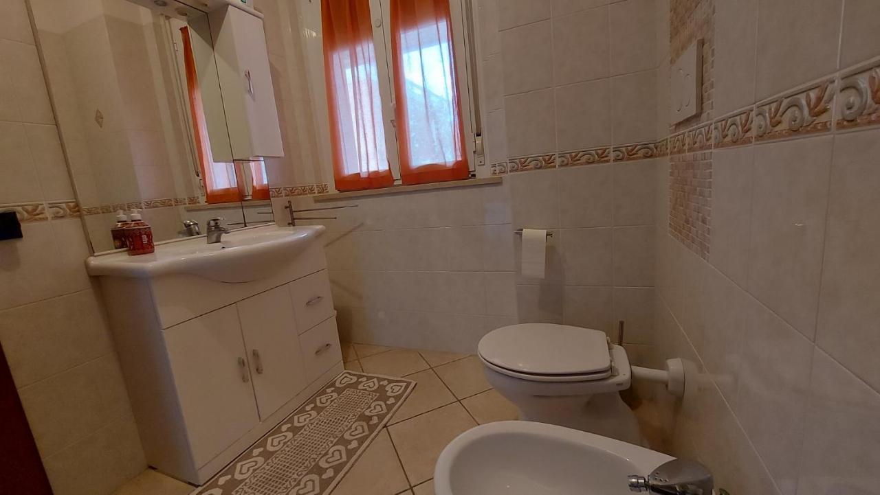 Appartamento Santa Costanza Con Piscina San Vincenzo Kültér fotó