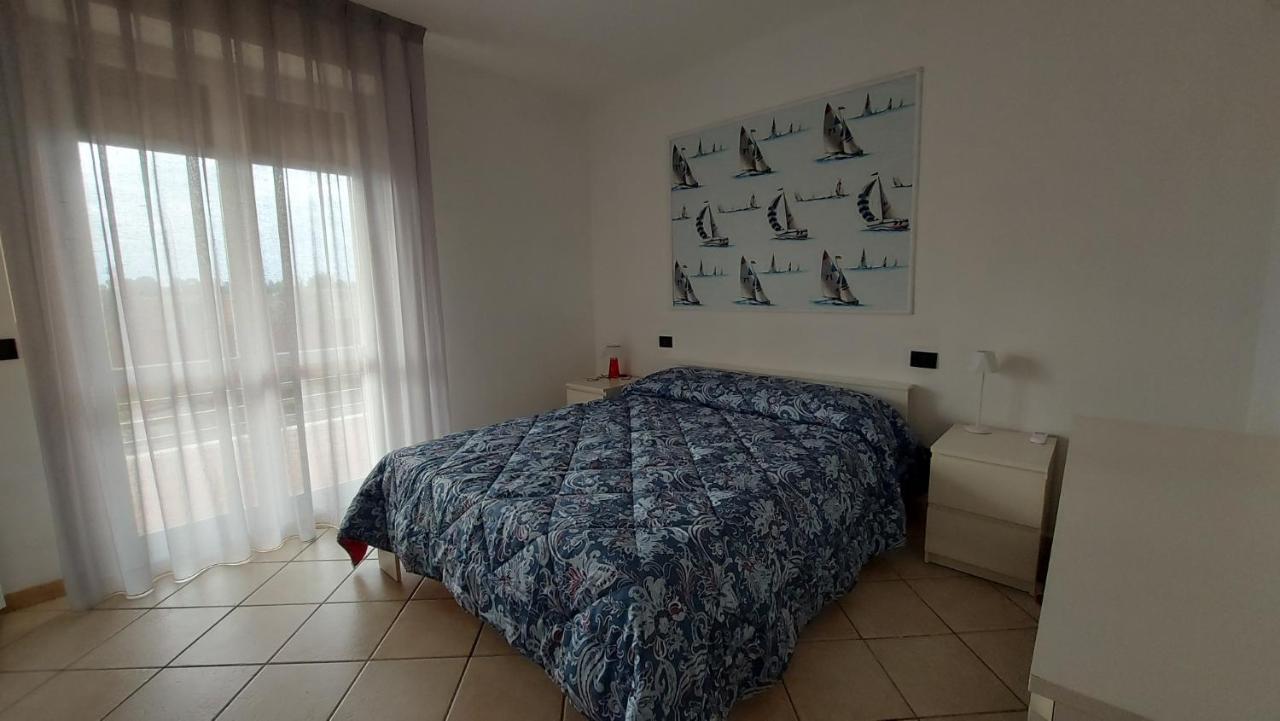Appartamento Santa Costanza Con Piscina San Vincenzo Kültér fotó